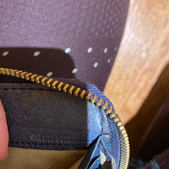 Chloe Wallet in Navy - Picture 4 of 12